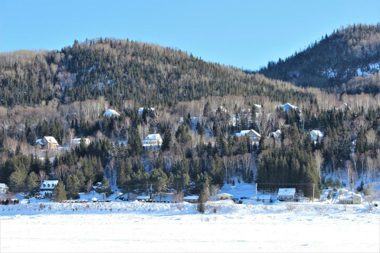 LʼAnse-Saint-JeanPanoramique Du Fjord公寓 外观 照片
